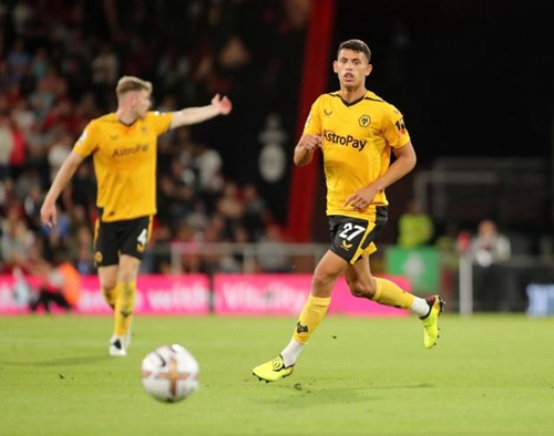 全市场：巴尔泰萨吉不会转会，他被米兰管理层视为非卖品（全市场：米兰高层将巴尔泰萨吉列为非卖，拒绝其转会）