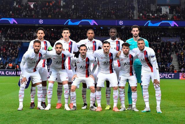 30号再续，弗林蓬社媒展示利物浦新赛季球衣