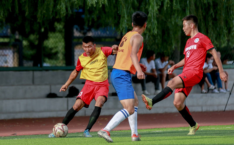 巴恩斯：我们在下半场真正打出了气势，这三分非常关键