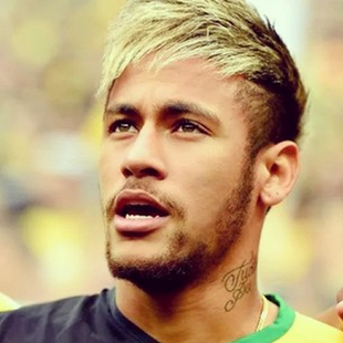 2025／26赛季英超：利物浦崩溃安菲尔德！上届冠军俯冲保级区（2025／26英超：安菲尔德失守，利物浦崩盘，上季冠军跌入保级区）