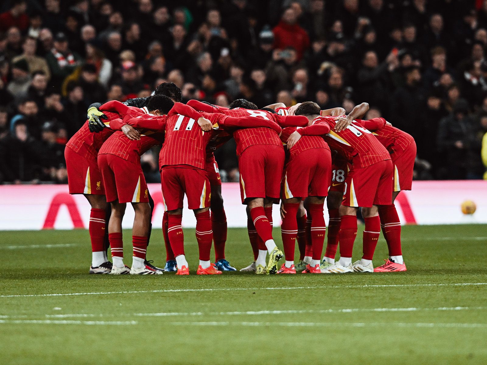 世体：特狮已失去主力位置，巴萨希望冬窗出售他但未收到报价（世体：特狮已非主力，巴萨计划冬窗出售，暂未收到任何报价）