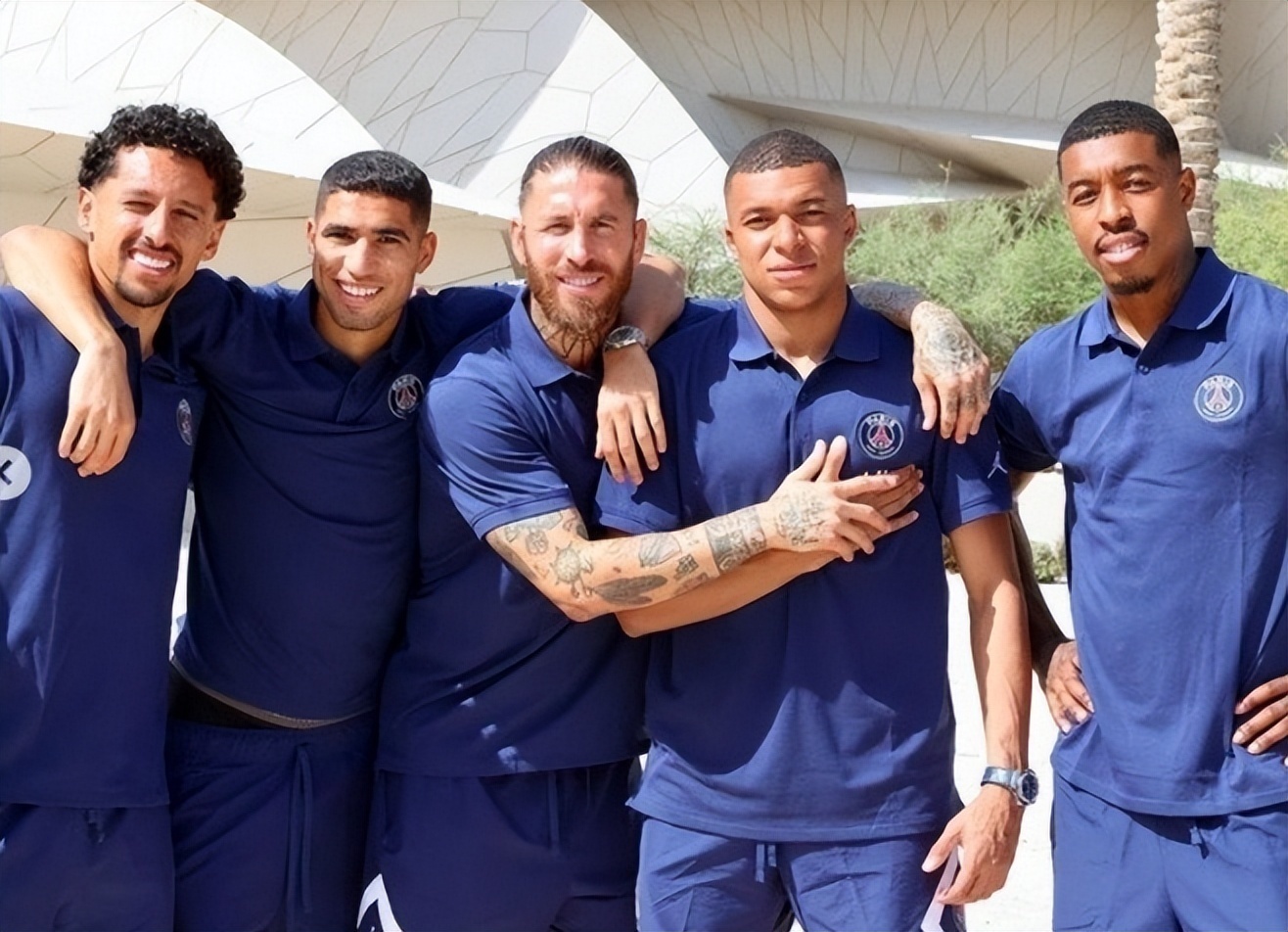 绑在一起